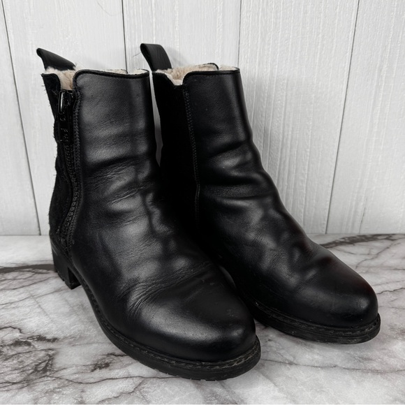 Maguire Leather Fur Lined Boots - Picture 2 of 9